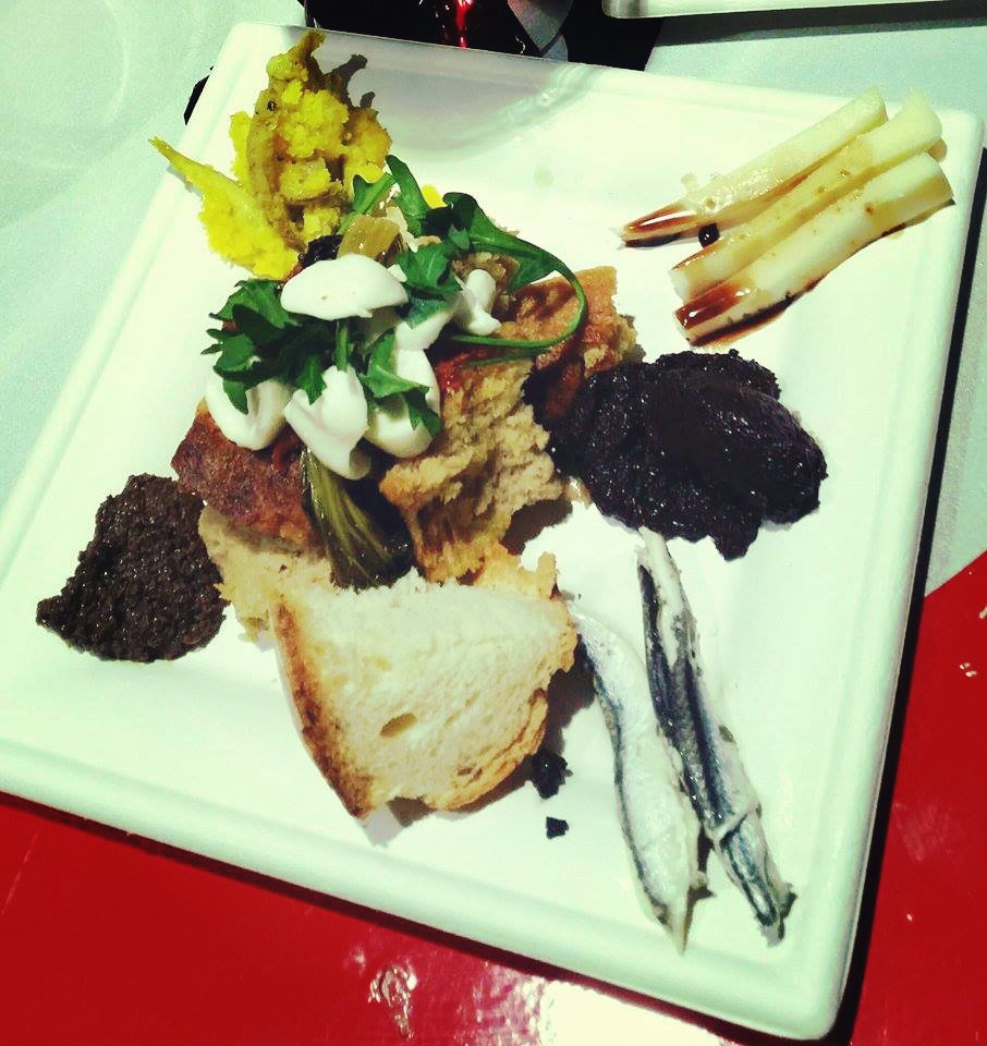 La frisa scomposta #Salento #frisa #olio #extravergine <a href="/WeAreInPuglia/">WeAreInPuglia</a> <a href="/bitmilano/">BIT</a> <a href="/openmilano/">Open Milano</a> olioipatriarchi.it/en/salentinizz…