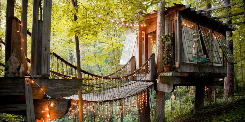 econibella's tweet photo. This #treehouse in Atlanta is one of @airbnb's most requested property #TravelTuesday #travelinsirpation #amazing https://t.co/3DlwKopTp3