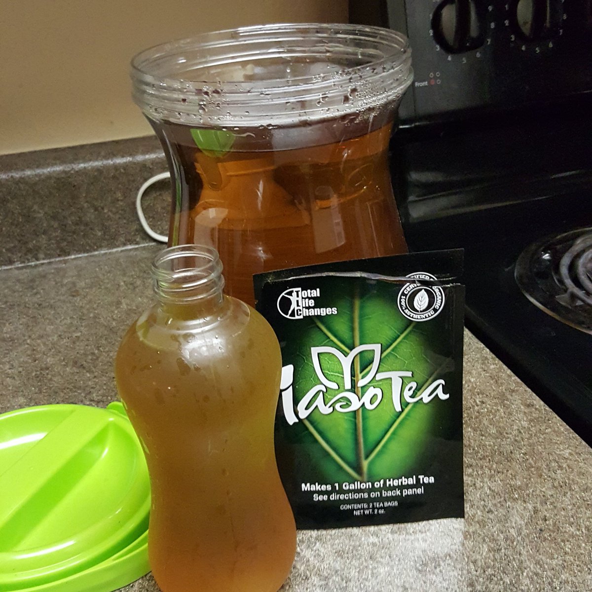 sunshineldy972's tweet photo. My liquid gold!!Getting my week supply of iaso tea.#weightloss #miracletea #twocupsoftea #InternationalWomensDay https://t.co/UCVTNVtQSJ