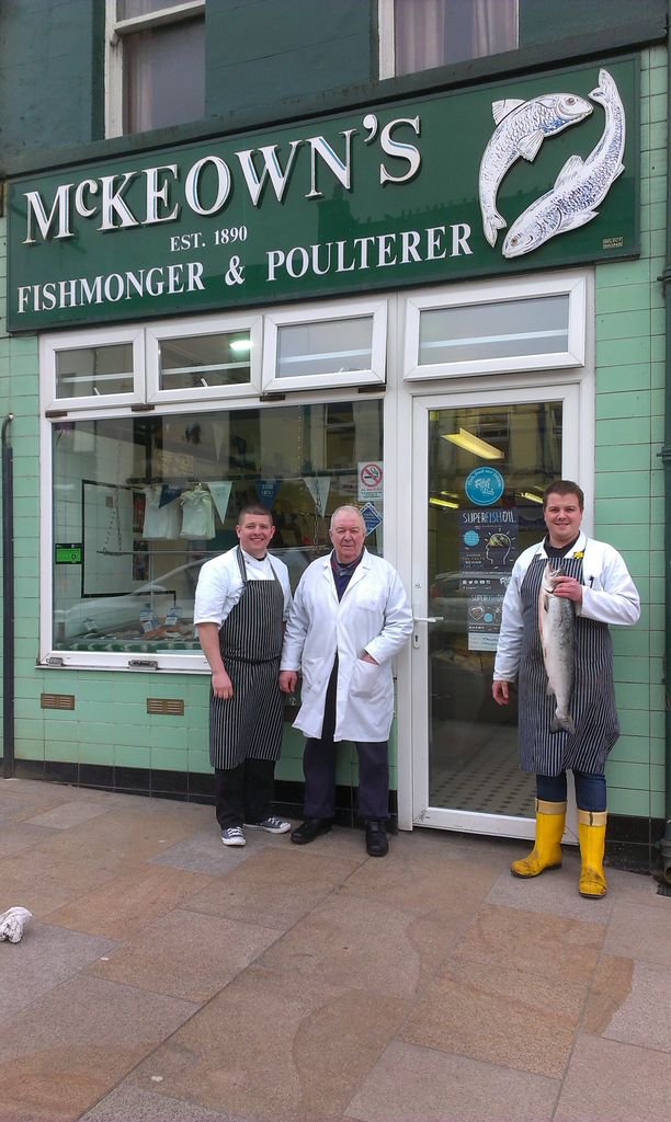 Lynn Gilmore (@lynnonseafood) on Twitter photo Always great to see Sean, Johnny & Nathan <a href="/Mckeownsfish/">McKeowns Fishmonger</a> watch them here | 17: youtu.be/MYGbHASsW30 @fishisthedish Always great to see Sean, Johnny & Nathan <a href="/Mckeownsfish/">McKeowns Fishmonger</a> watch them here | 17: youtu.be/MYGbHASsW30 @fishisthedish