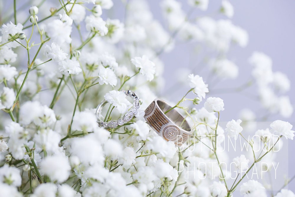 ButtonWoodPhoto's tweet image. Ring details are some of my favorite shots #weddingbands #photography #Weddingphotographer