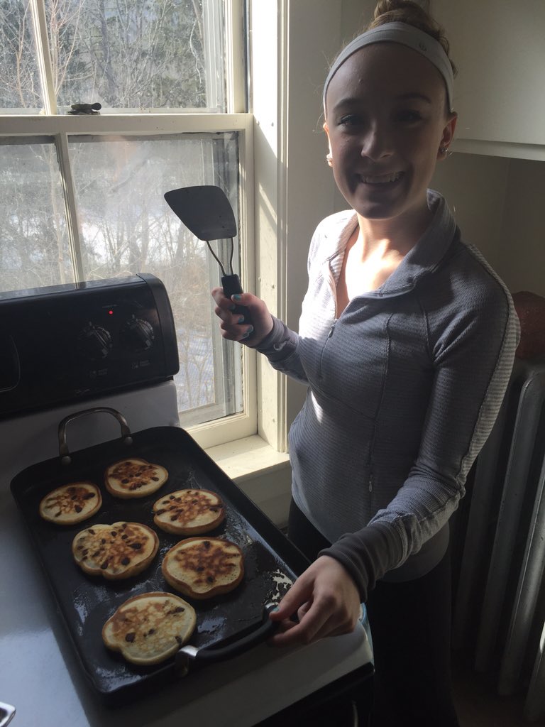 NHSCooking's tweet image. #NationalPancakeDay @NHSHuskies @NHSProjectWeek