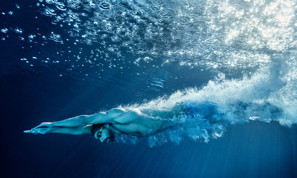ForTheWin's tweet photo. Michael Phelps started crying when he saw his stunning new Under Armour commercial https://t.co/LvqNfvwfCs https://t.co/DqsjiZ2lZm