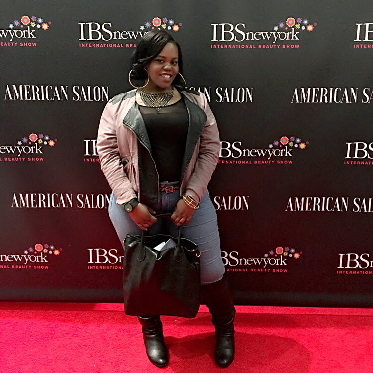 jasstyledme's tweet photo. Hair show yesterday ! Bout that hair life ! 👸🏾💁🏾 💅🏾💇🏾💆🏾 https://t.co/5H760OEUQn