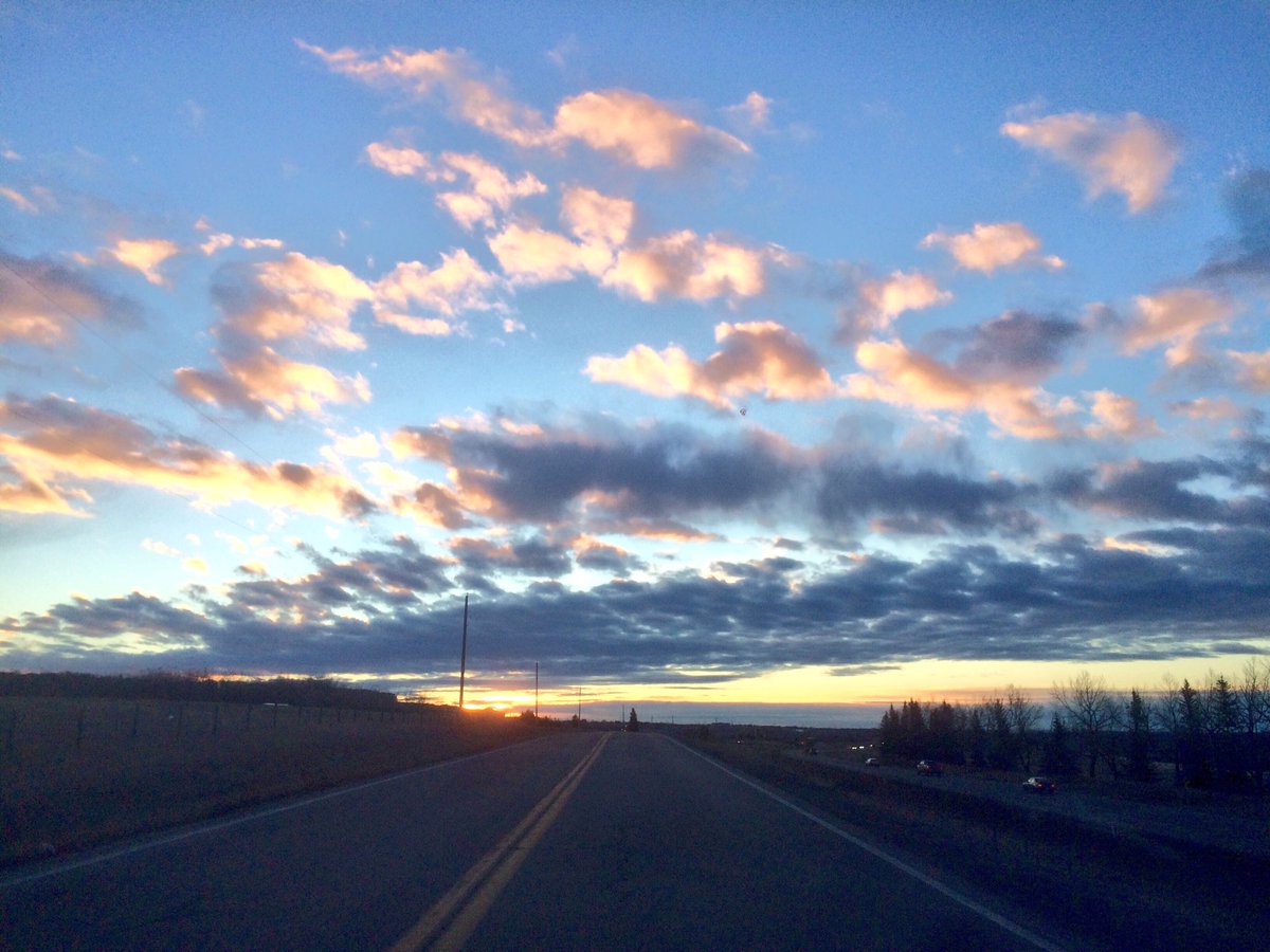 ldl_jr's tweet photo. Good morning, YYC @cityofcalgary @TourismCalgary @TravelAlberta @ExploreCanada https://t.co/649vo1to5b