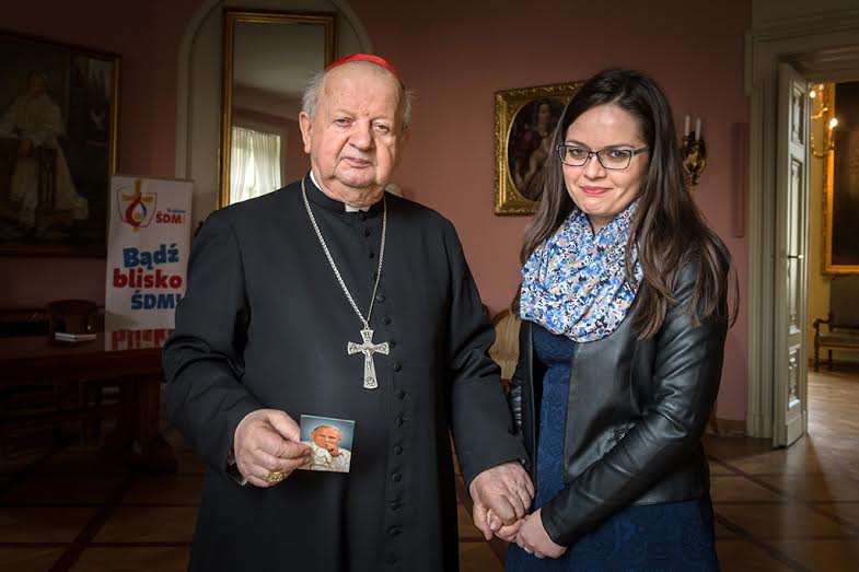 d_abdelmoula's tweet image. #Thank you card. #Dziwisz @sdm_pl &amp;amp; @proLaicis 4 #entrusting me of being an #official #WYD #Krakow2016 #spokesperson