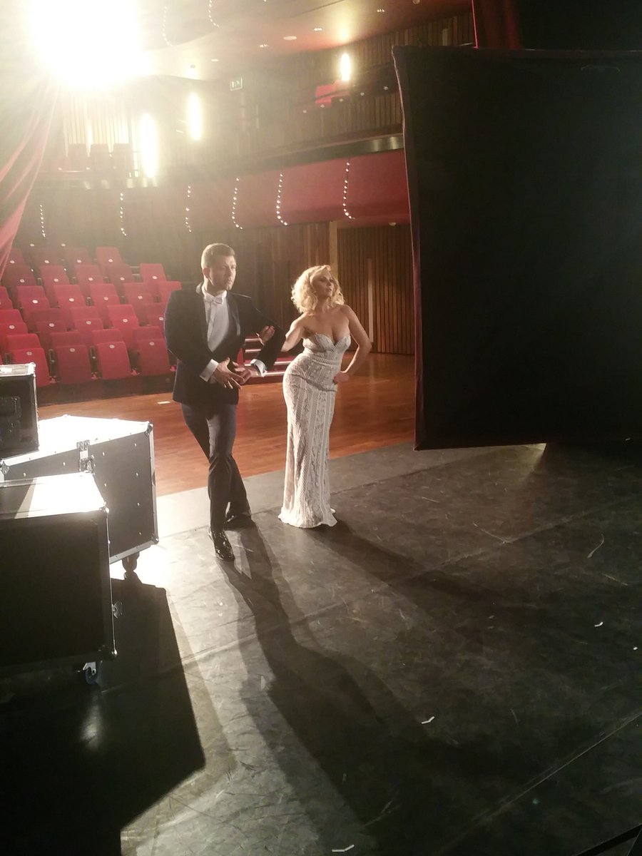 Wow shots #lovingtheshapes <a href="/PashaKovalev/">Pasha Kovalev</a> <a href="/AnyaGarnisLA/">Anya Garnis</a> <a href="/thecorecorby/">The Core At Corby Cube</a> <a href="/snootyfoximages/">L E O  H O L D E N</a>