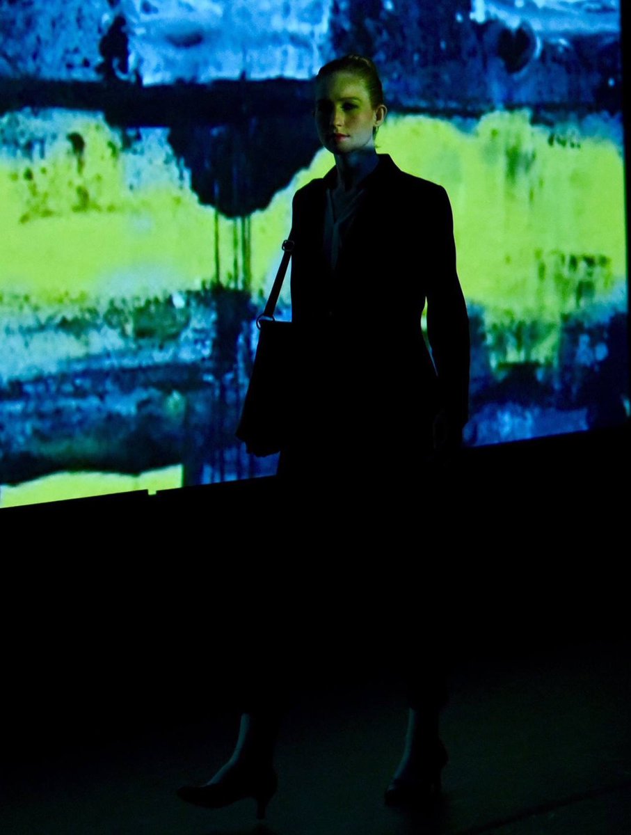 GinDanceCo's tweet photo. Some great photos from #Introspections performance @DCINTERSECTIONS @AtlasPACDC! #gindance #INTERSECT16 #dcdance https://t.co/6kQQobMmUA