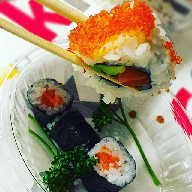 Pizzabo_it's tweet photo. Sushiiiiiiiiiiiiiii 😋 Grazie a Erika per aver condiviso il suo ordine con noi su https://t.co/oeAYYQmRKz 📷 #pizzabo https://t.co/KDj1j8sMtJ