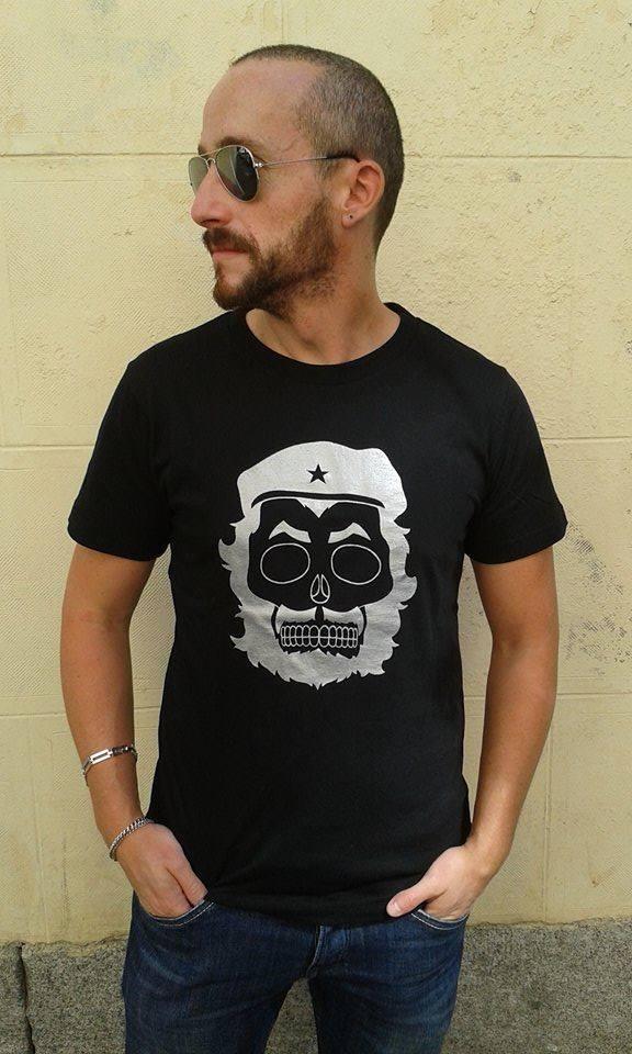 ZocodeChueca's tweet photo. ¿Pensando en un regalo para #papá? Las camisetas #Skullcelebrities de @Meloncete2013 son una buena opción!! https://t.co/SUSOAurAqc