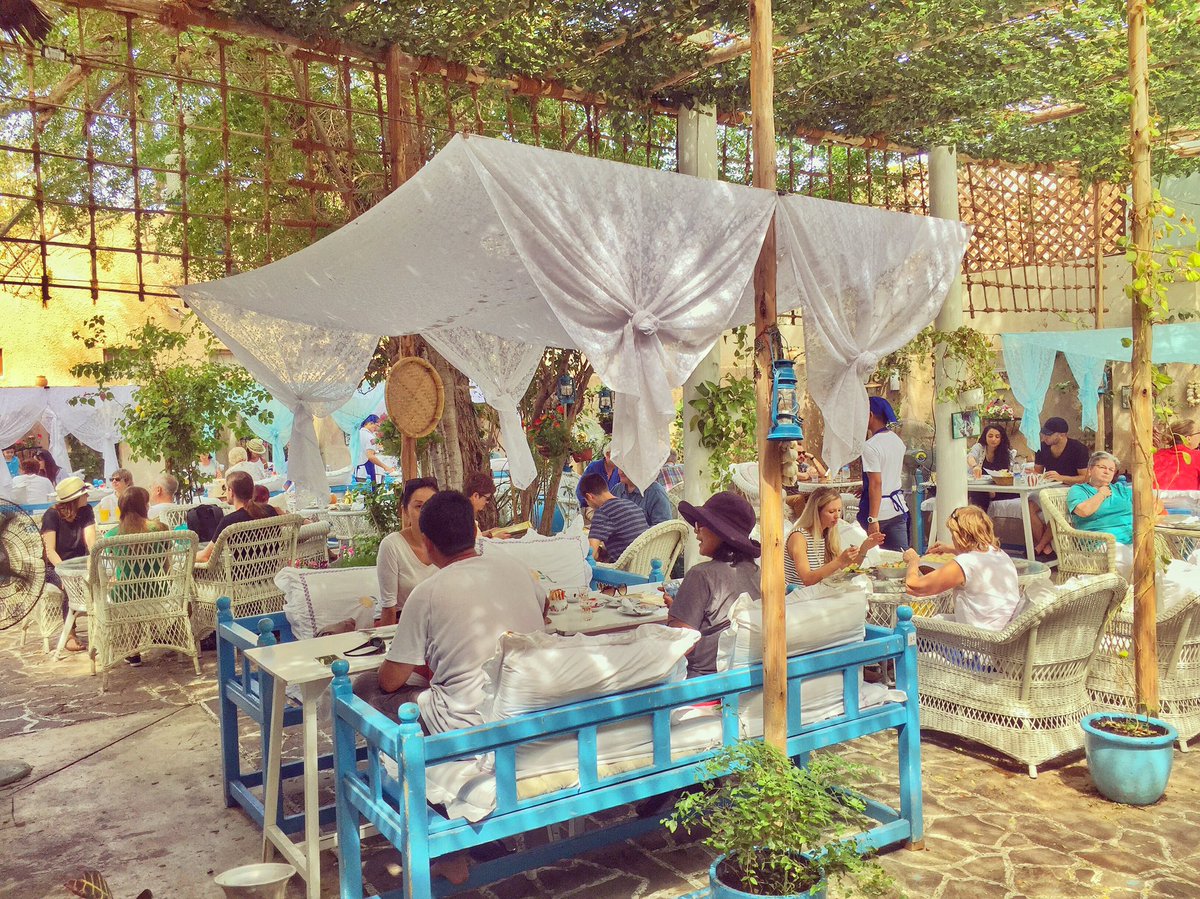 tinapaciones's tweet photo. Looking for the best #teaplace in #dubai ? Visit #arabianteahouse https://t.co/TwQIjlGgNE