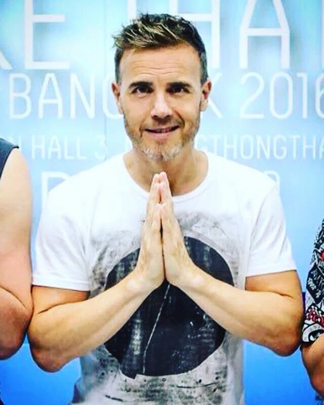 Garyismyhero's tweet photo. @GaryBarlow how about a follow for our admin @Miss_Tina_GB who already had her 'milestone' b'day?
#leapyr #29febr https://t.co/G0cNfxBx3j
