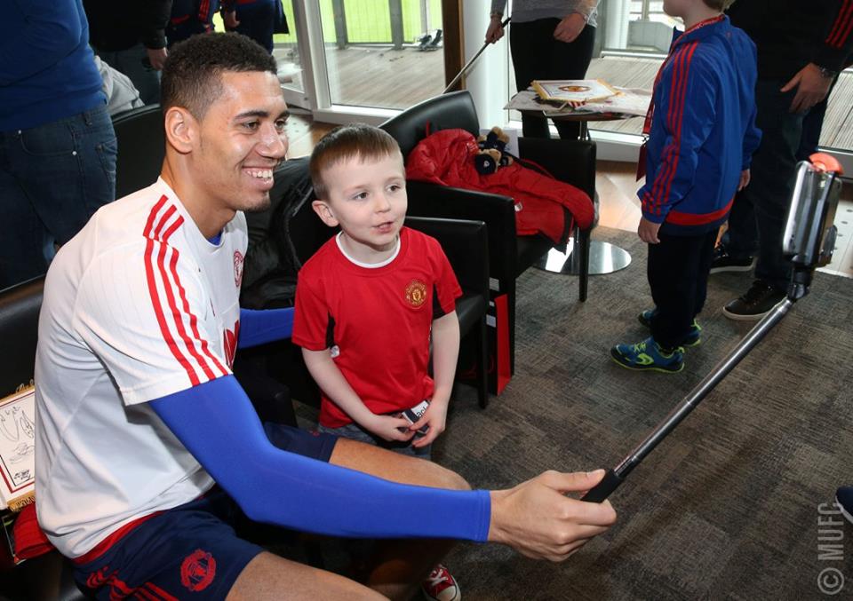 MarcoRedDevil's tweet photo. Chris Smalling #MUDreamDay #MUFC https://t.co/1IMmluGr24