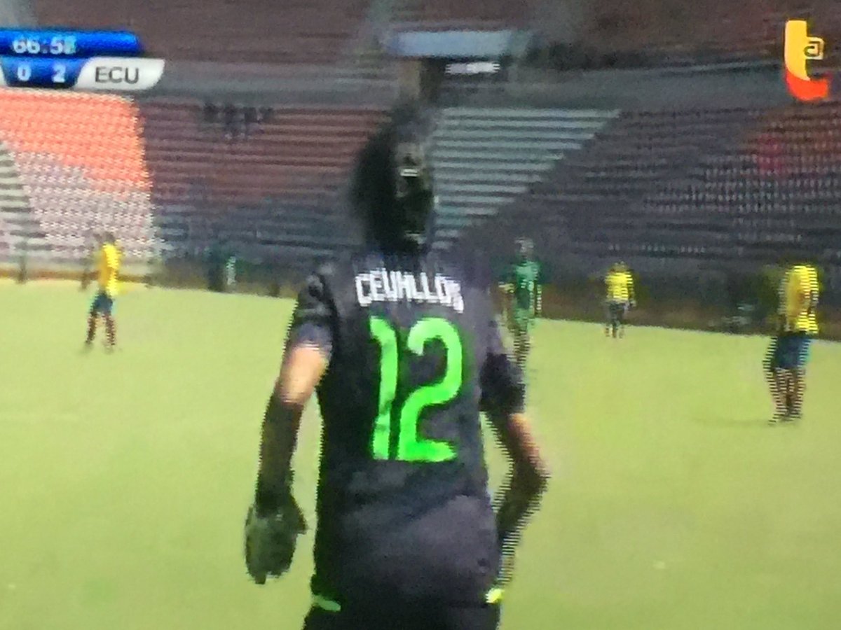 cevallosaleman's tweet photo. @CevallosCamii ¡A seguir trabajando con pasión!🇪🇨🇪🇨La vida te traerá muchas oportunidades. @CONMEBOLFF @trifemenina https://t.co/TMPcq6mxqG