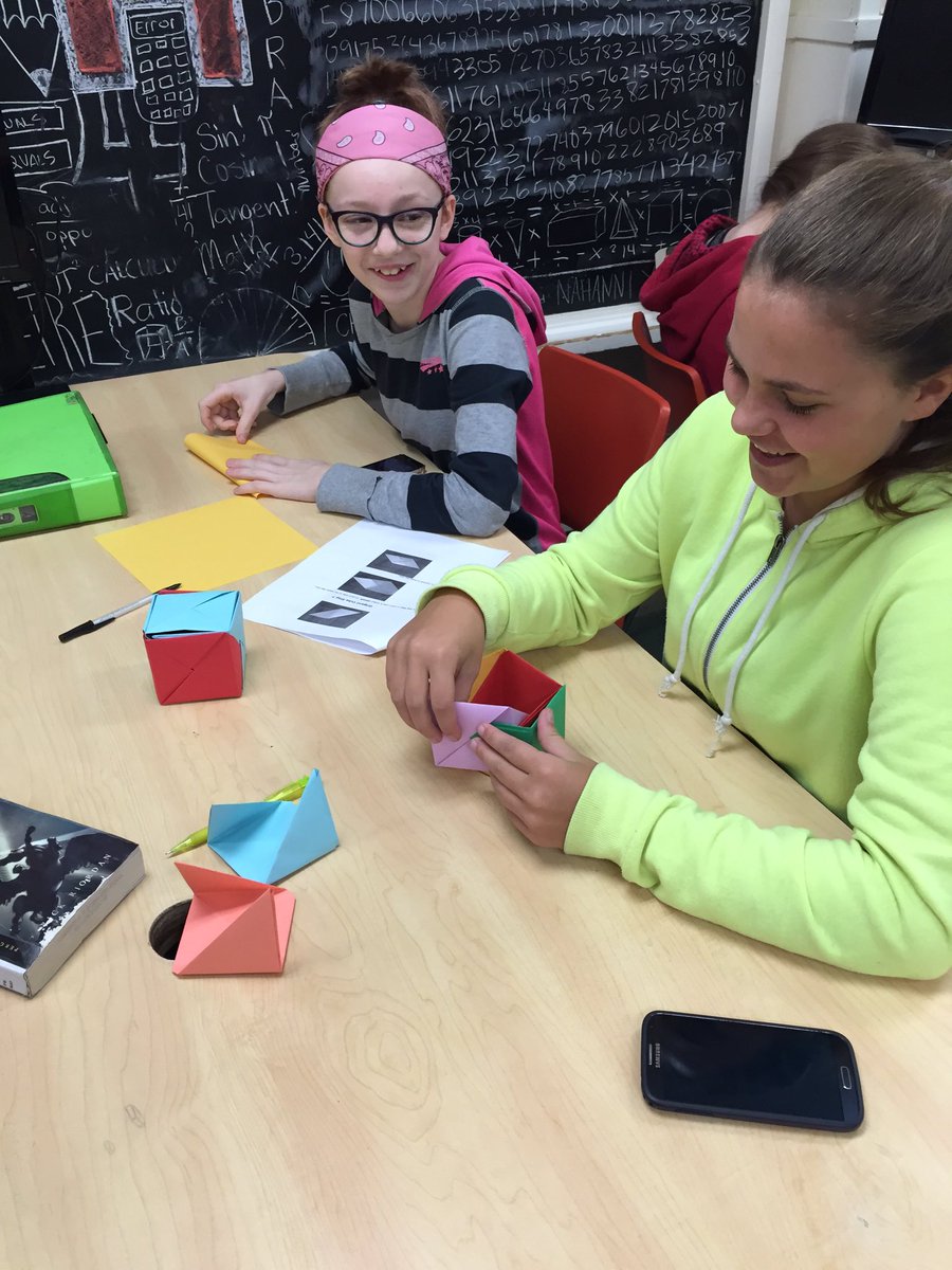 30Schmidt's tweet image. Crushing some origami math art #grade9math @oneilltitans @vendi55 @PetuniaCookie @URFacofEd
