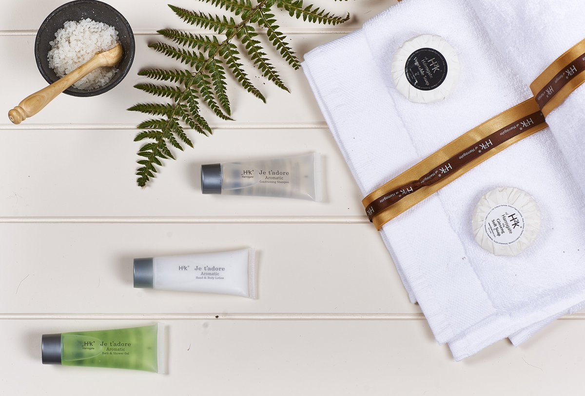 H2kBotanicals's tweet photo. Going away this Easter? Try our travel packs just £10 #ShopHarrogate #Harrogate https://t.co/sV3JvzdODG