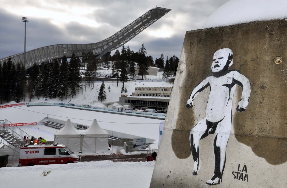 DirkHofmeister's tweet photo. StreetArt von #LaStaa auch am Holmenkollen. Muss dann vermutlich StadiumArt heißen. #Biathlon #oslo2016 https://t.co/f8Kz4zCDmi