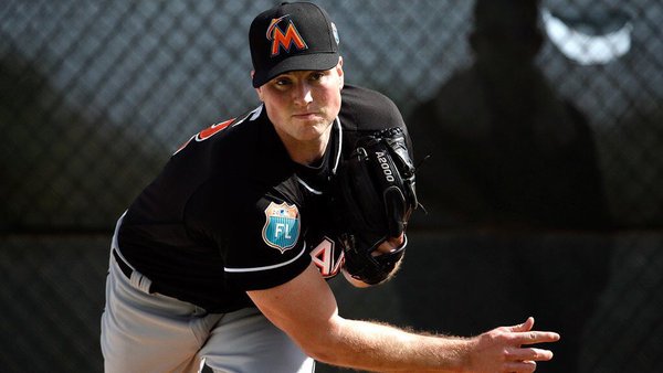 pachecoalejo's tweet photo. Carter Capps se somete a una cirugía Tommy John.https://t.co/zcSePcZHVT #MLB #Marlins #CarterCapps #Miami https://t.co/7sMcsry1Lv