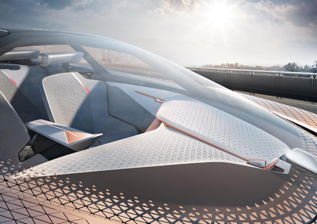 BMW's tweet photo. Always on and connected. The intuitive Companion in #BMW VISION #next100 is there for you. https://t.co/uzzrZ3wy2y https://t.co/WhhKxZeH63