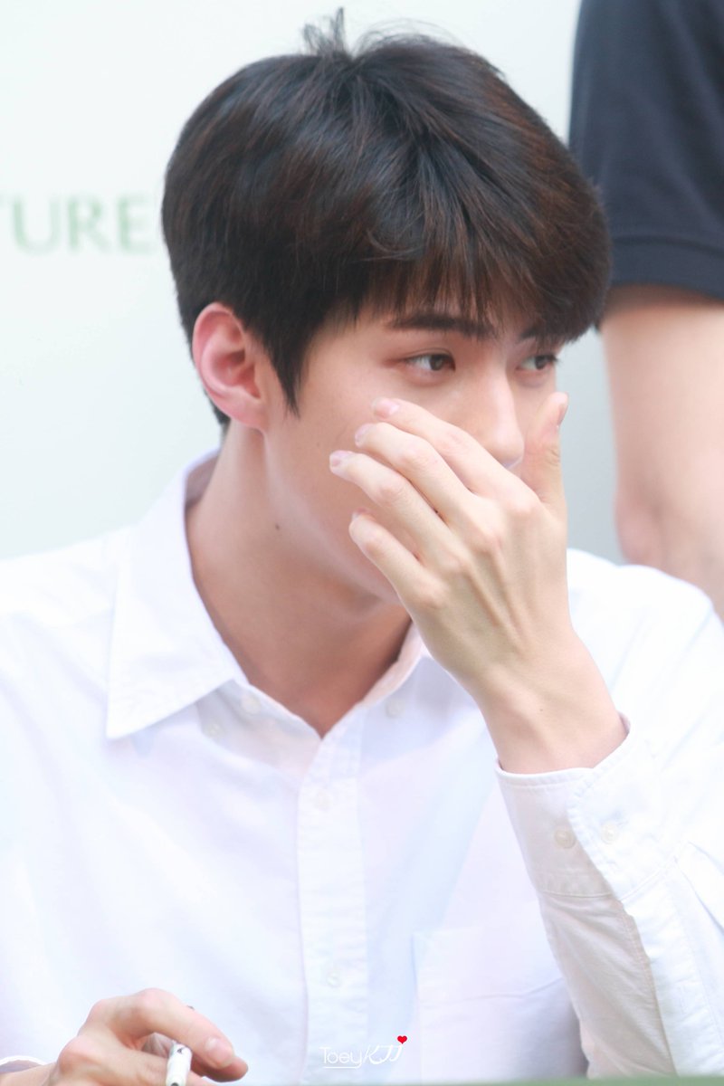 SARANG_SEHUN's tweet photo. 160308 SEHUN (cr.ToeyKJJ)
https://t.co/OouIdB1uCP
https://t.co/8g7atdCRKz
https://t.co/6t7MblvAIt https://t.co/719MJplhD9