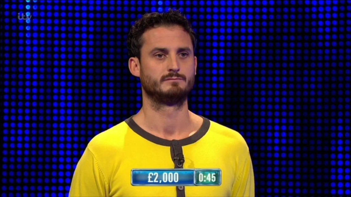 JakeWragg92's tweet image. Does anyone else think that Jack on #thechase looks like a big banana?
