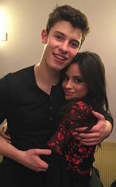 CamEEla_CAPS's tweet photo. Te quiero muchísimo✨❤️🙈 https://t.co/EFvz0VgXLR