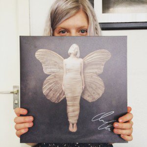 AuroraFranceOff's tweet image. "NOT LONG TO GO NOW!"

#extremelyhappy #extremelyexited #extremelymoth 
aurora-music.com/warriors-and-w…