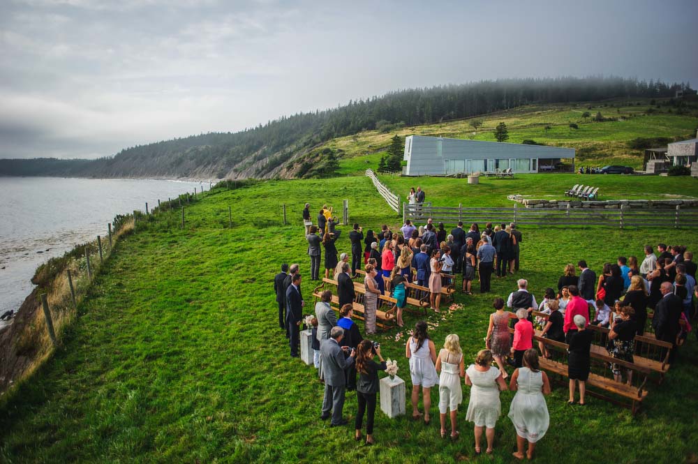 WeddingbellsMag's tweet photo. These stunning photos will have you seriously considering a wedding in #NovaScotia --> https://t.co/VE80Dbx9NL https://t.co/HY5taHm26A