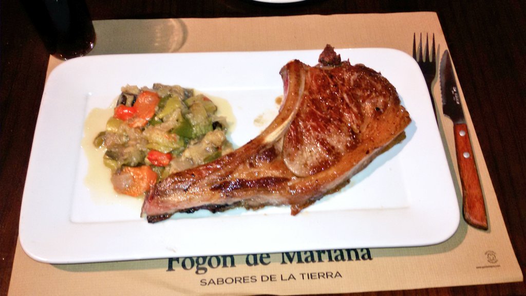 Seluprieto's tweet photo. Buena cena buenas noche 😛😘 https://t.co/h50u5QMat1