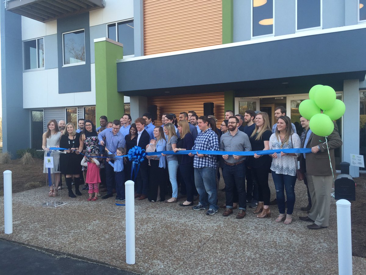 WorkITNashville's tweet photo. Huge congrats to @Technology_Adv on the grand opening of their new office! #techhill https://t.co/FAuc7kuuCw