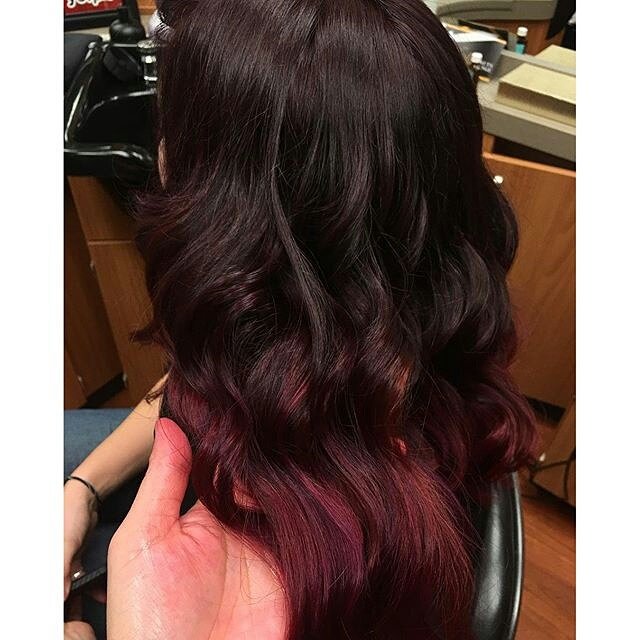 MakeOverShare's tweet image. #Beautifulhair #Repost @vanitybeautylounge  #dimensionalcolor #modernsalon  #licensedtocreate #makeovershare