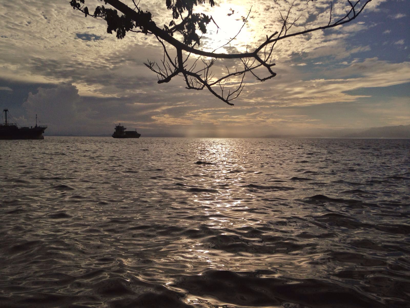 Maluku Kie Raha, surga yang menunggu Gerhana