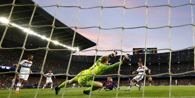 lequipe's tweet photo. Barça : Un nouveau stade d'inspiration japonaise https://t.co/37mygY0rRZ https://t.co/fdiW4xQTvt