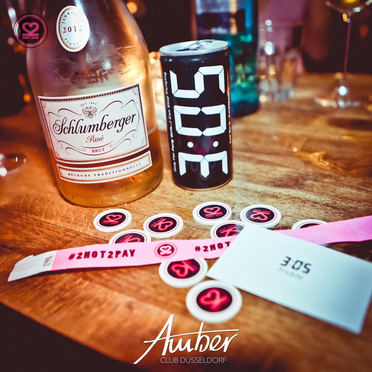 2hot2pay's tweet photo. Models eat and drink for free #2hot2pay #modellounge #at305am #amberclub #basils #Duesseldorf #promotion https://t.co/ClA3ZuhCel