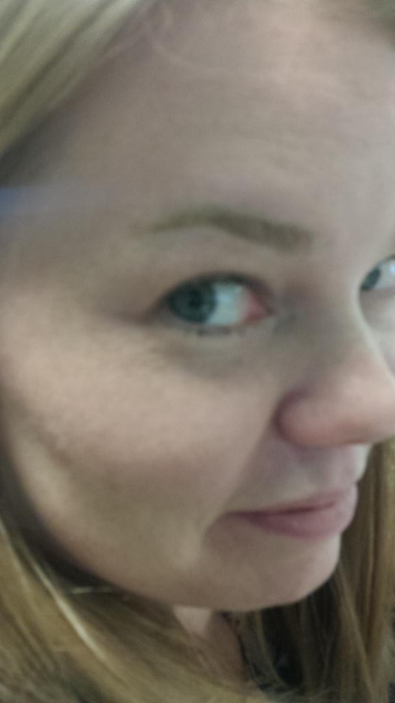 _itsdawnyo's tweet photo. This is her Manager of the Quarter face!!!! Congrats @Madeline13546 #area147summit #tobeapartner @starbucksprtnrs https://t.co/SvMw3n2kRa