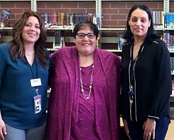 First5CA's tweet photo. Thank you @first5yuba ED Cynthia Sodari for sharing with @First5CA the hard work/programs supported in Yuba County. https://t.co/mbNADobtSv