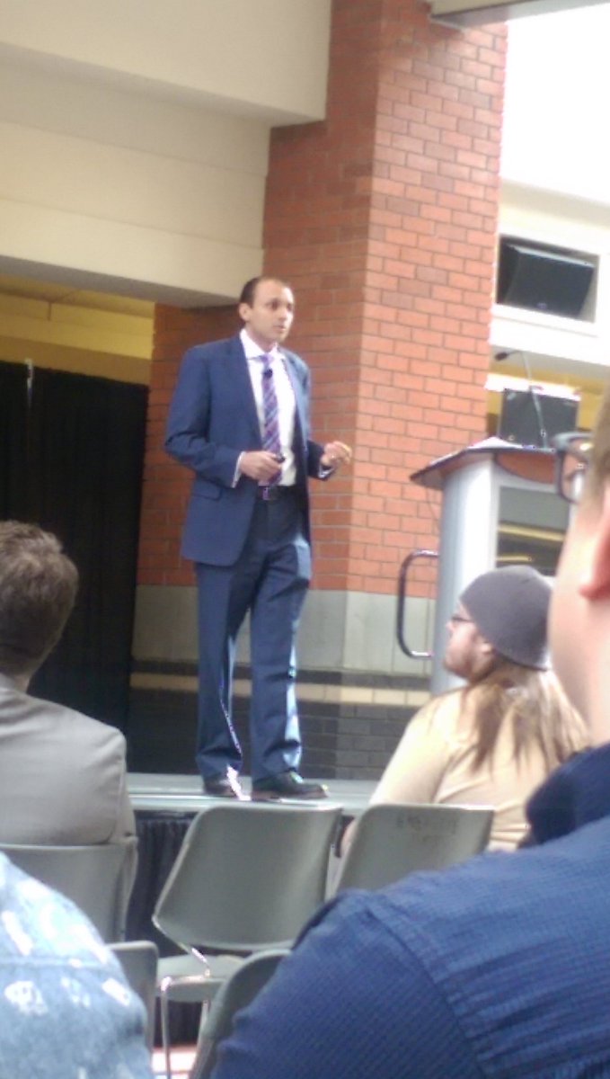 SCMreflections's tweet image. Ken Keelor starts off outlining @CalgaryCoop &apos;s philosophy: Strategic, Relevant, Local. #ExecSeriesSAIT