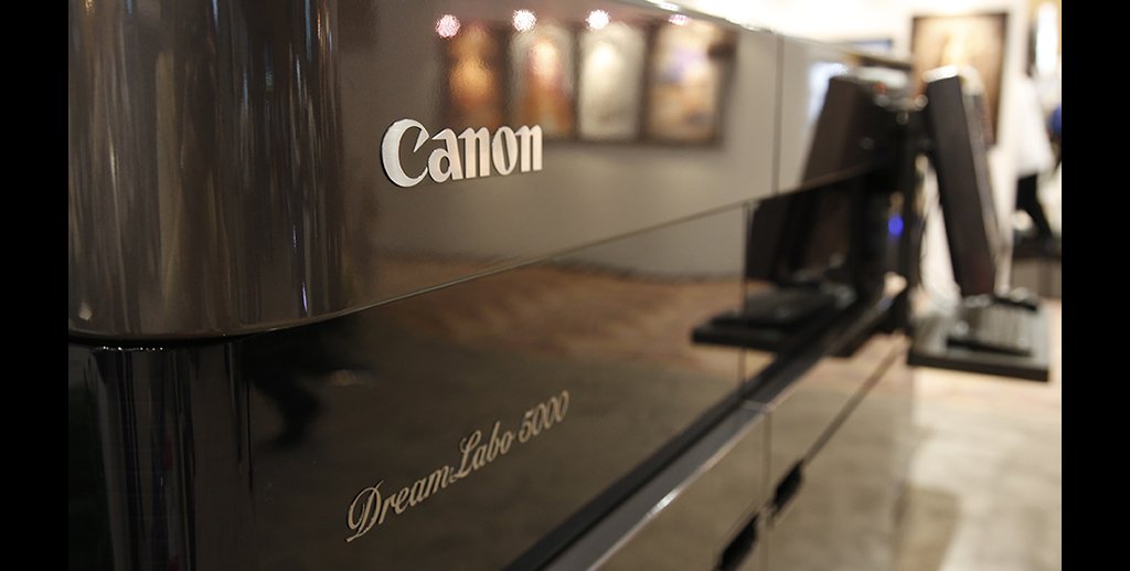CanonUSApro's tweet photo. Visit #Canon in booth 401 @ #WPPI2016 to get a free #Canon #DreamLabo print. Details: https://t.co/HfCzYXryGT https://t.co/XrwmarmjcI