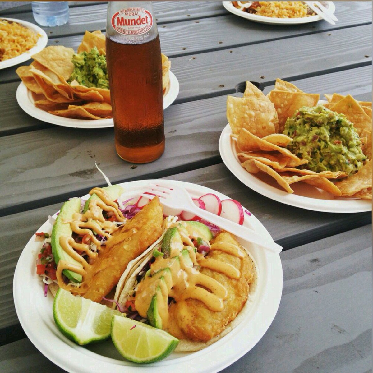 RositasPlacePdx's tweet photo. @Restaurant_com Check out our delicious Fish Tacos w/avocado slices, fresh salsa and Chipotle Lime Dressing #PDX https://t.co/Ad631mVNvh