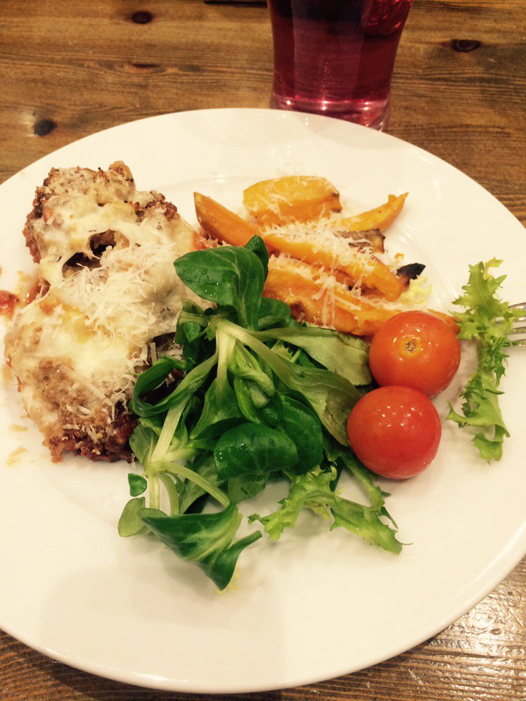 Thank You <a href="/AldiUK/">Aldi Stores UK</a> for donating dinner tonight. It looks amazing. <a href="/archerygb/">Archery GB</a> <a href="/TeamGB/">Team GB</a> #ComeDineWithGB