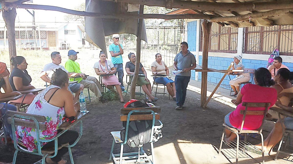 schoolBOXhelps's tweet photo. El Porvenir community ready to host the @AccoraVillage group coming this week! @_ECinc @MichelleKaybird https://t.co/QAKgKl9kRS