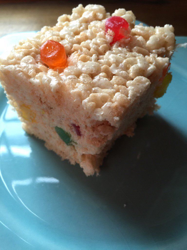 TransvaalFarm's tweet photo. In honour of #InternationalWomensDay I made my moms famous #ricecrispysquares with #jubejubes https://t.co/xey45TBSin