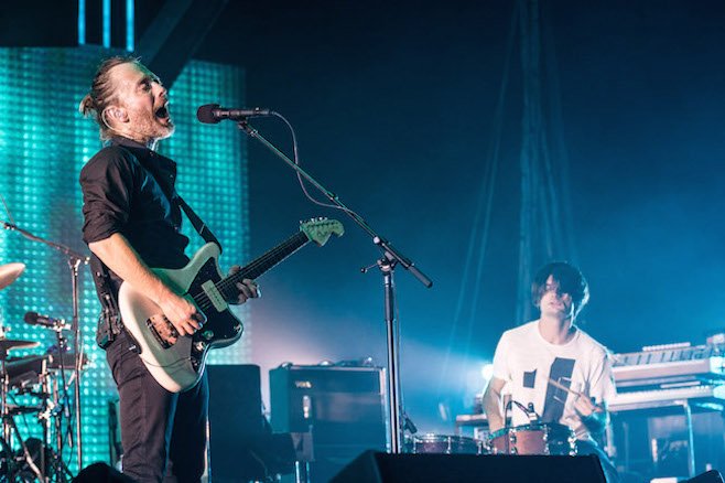 Pitchfork tweet media