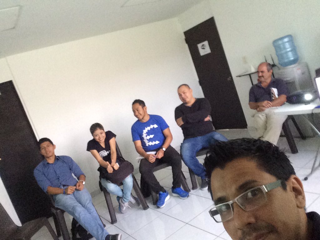 samcerna tweet picture