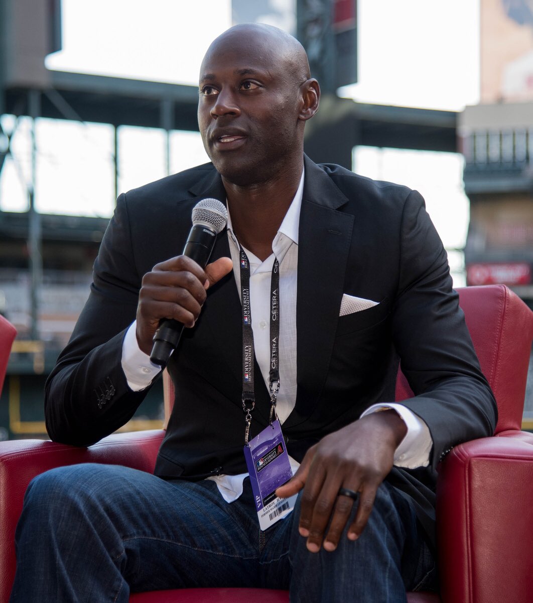 MLBDiversity's tweet photo. Harold Reynolds, LaTroy Hawkins, Curtis Pride and Kim Ng speak at the 2016 Diversity Business summit at Chase Field. https://t.co/caTRVQk0Xe