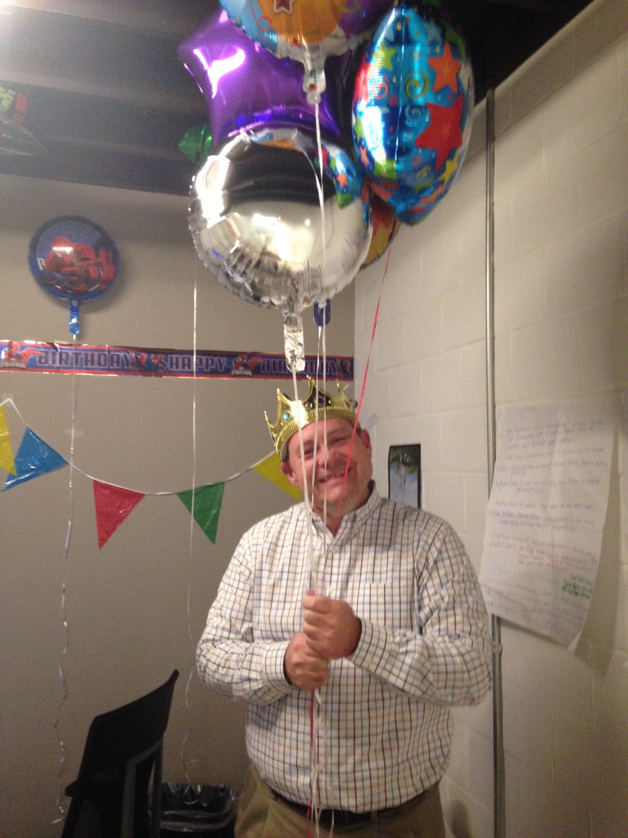 clementkate's tweet photo. Happy Birthday Alan!!@braveswn @cflane_mgmt #cflane https://t.co/pEc3889wMR