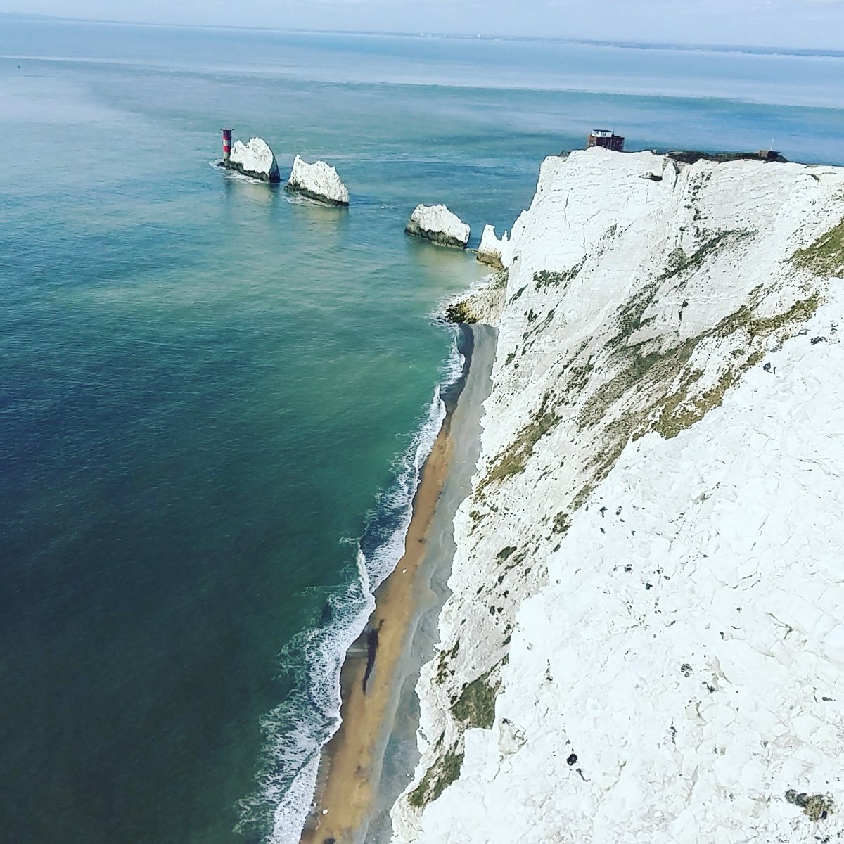 Gorgeous views of the Needles #isleofwight #iow #iowshots #wightvisitor #tourism #placestogo #tourist #thingstodo
