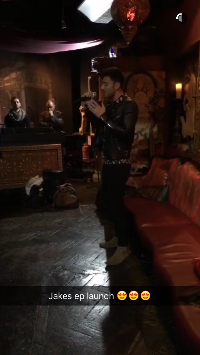 PARISA UPDATES tweet media