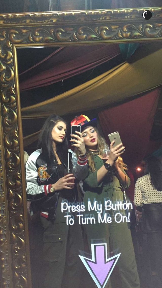 PARISA UPDATES tweet media