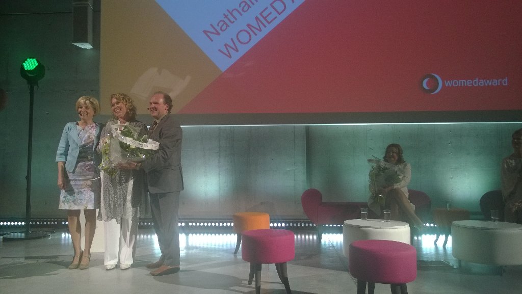 jansap's tweet photo. Nathalie Sintobin van Frucon vrouwelijke onderneemster van het jaar! #womedaward. https://t.co/igXeh0vY6A